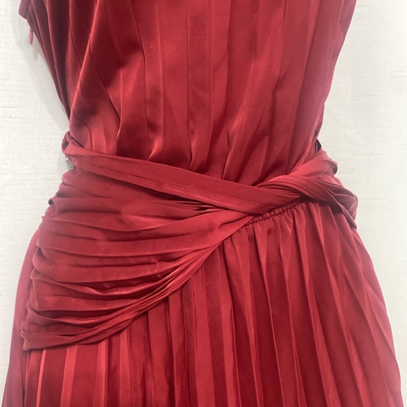 PRETTYGARDEN Long Satin Dress One Shoulder Sleeveless Ruched Twist Flowy Maxi - Picture 7 of 14